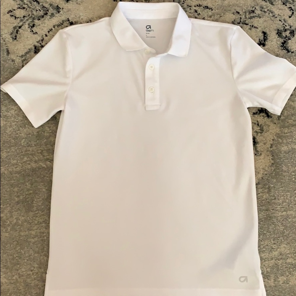 Gap short polo dry fit